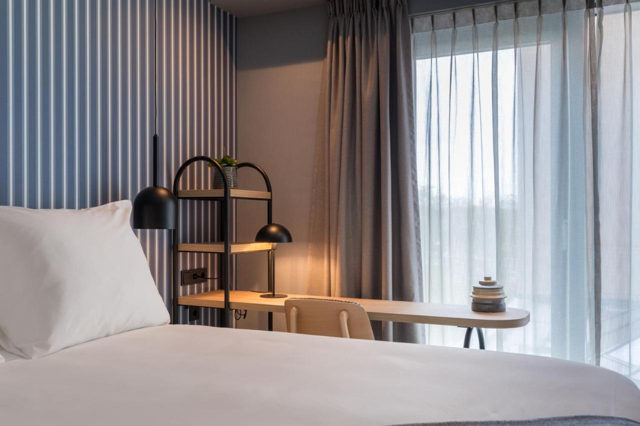Van Der Valk Hotel Venlo Bagian luar foto