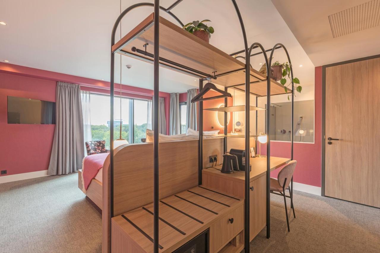 Van Der Valk Hotel Venlo Bagian luar foto