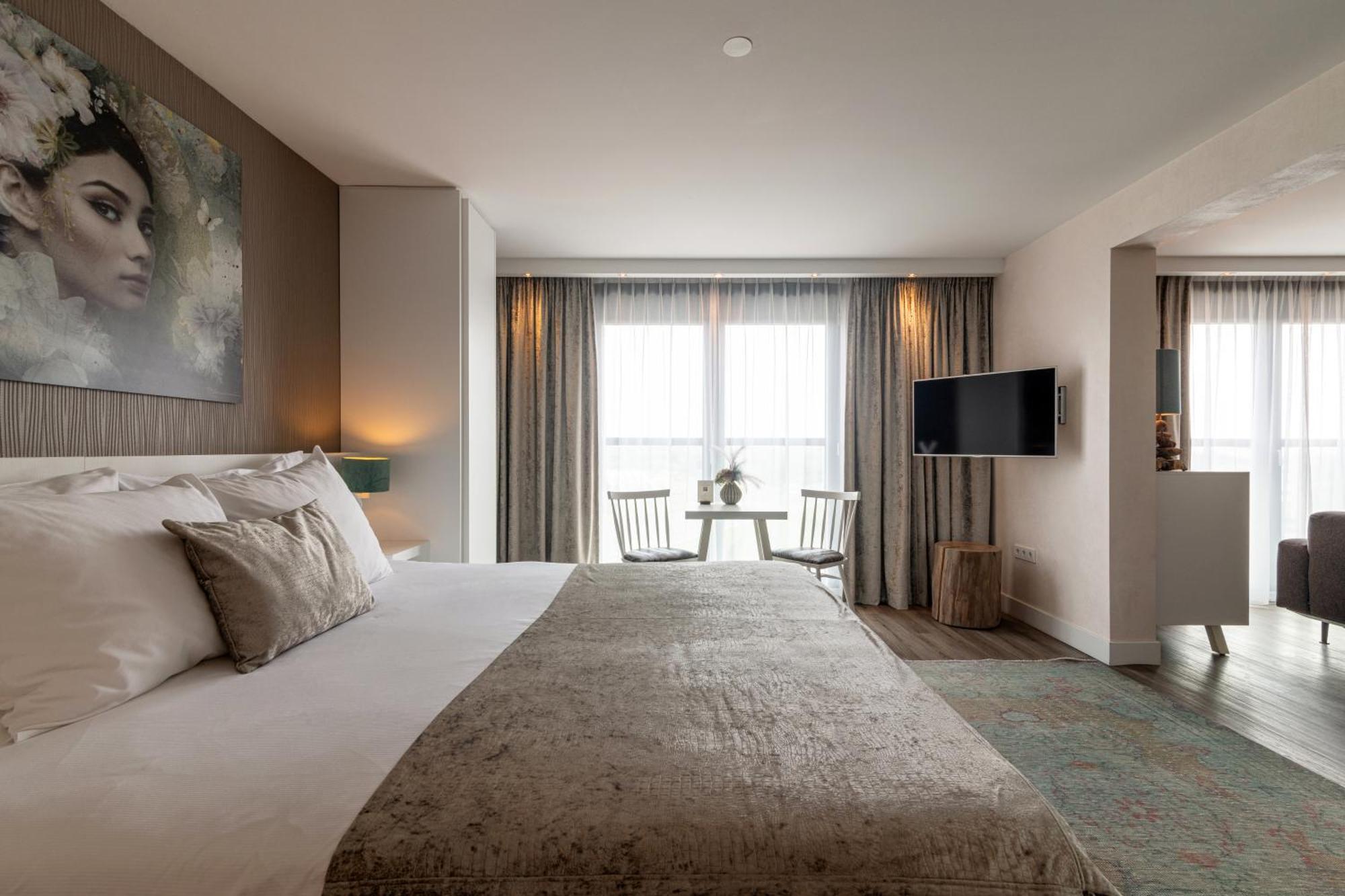 Van Der Valk Hotel Venlo Bagian luar foto